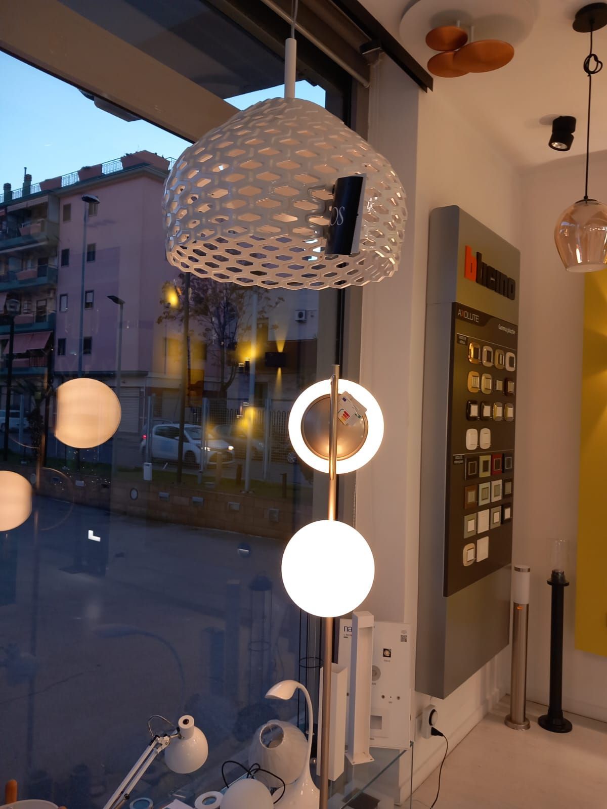 showroom8