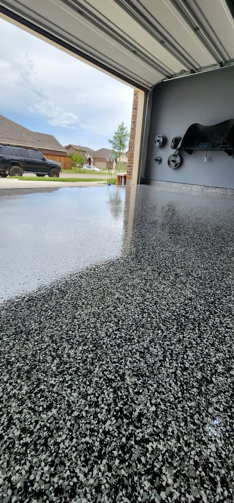 Flake Epoxy Garage