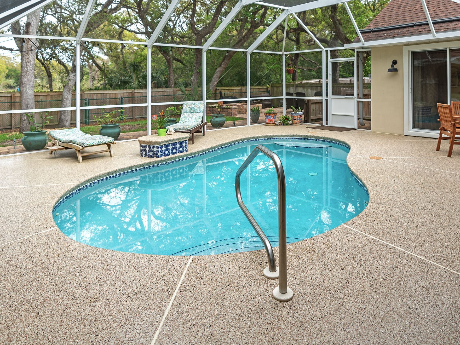 Pool Deck Resurfacing with Resist Sand Overlay System