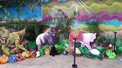 VBS decoration of gorilla and liger