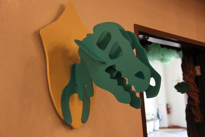 VBS decoration cut out dino skull head wall mount