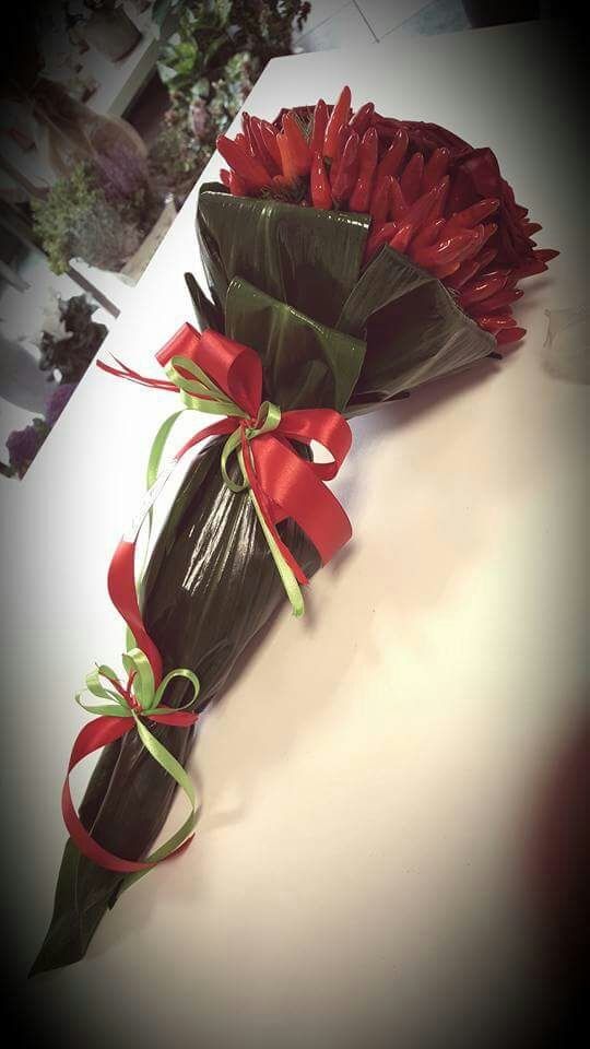 mazzo di fiori rossi