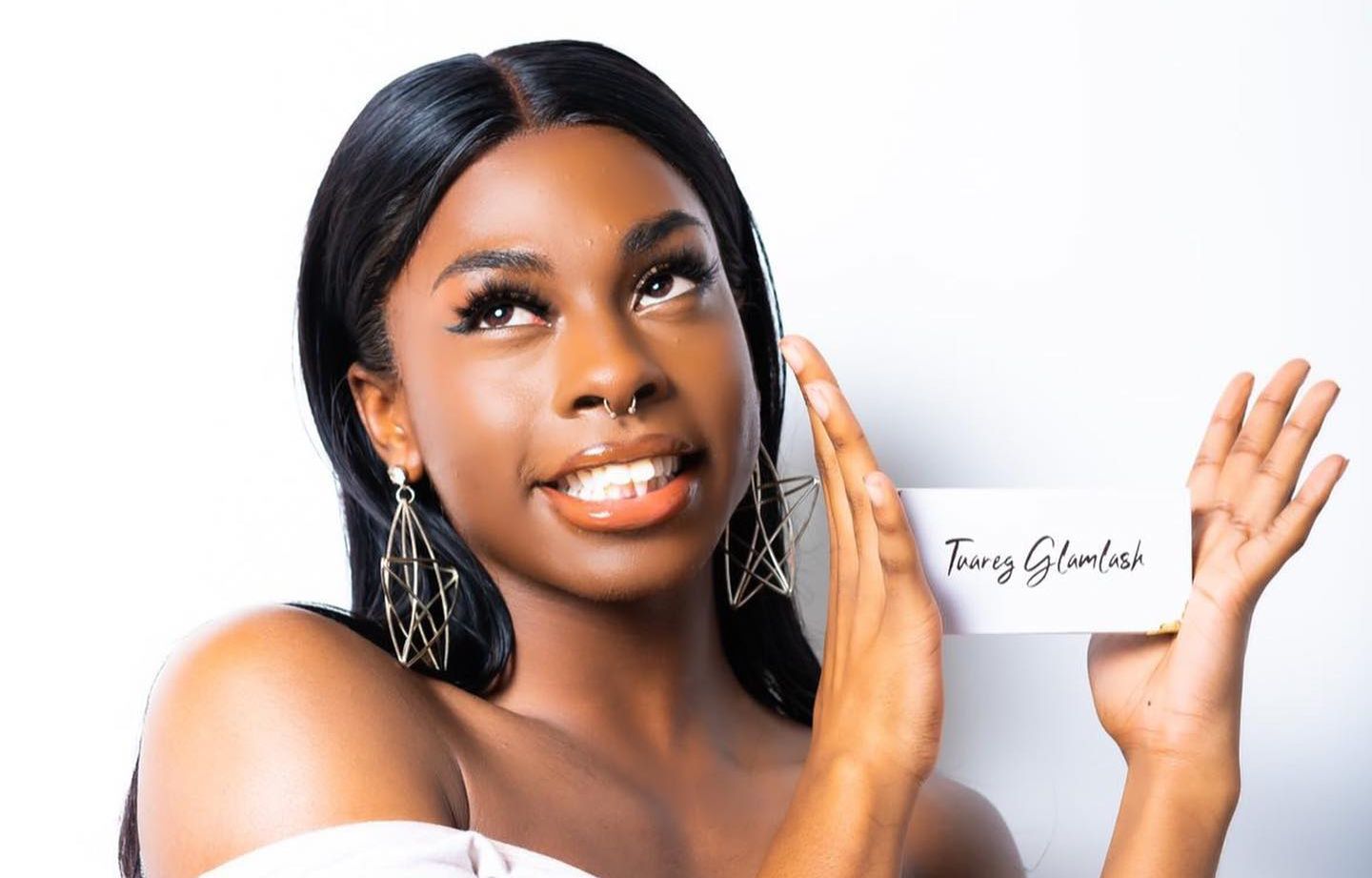 Tuareg Glam Lash Model