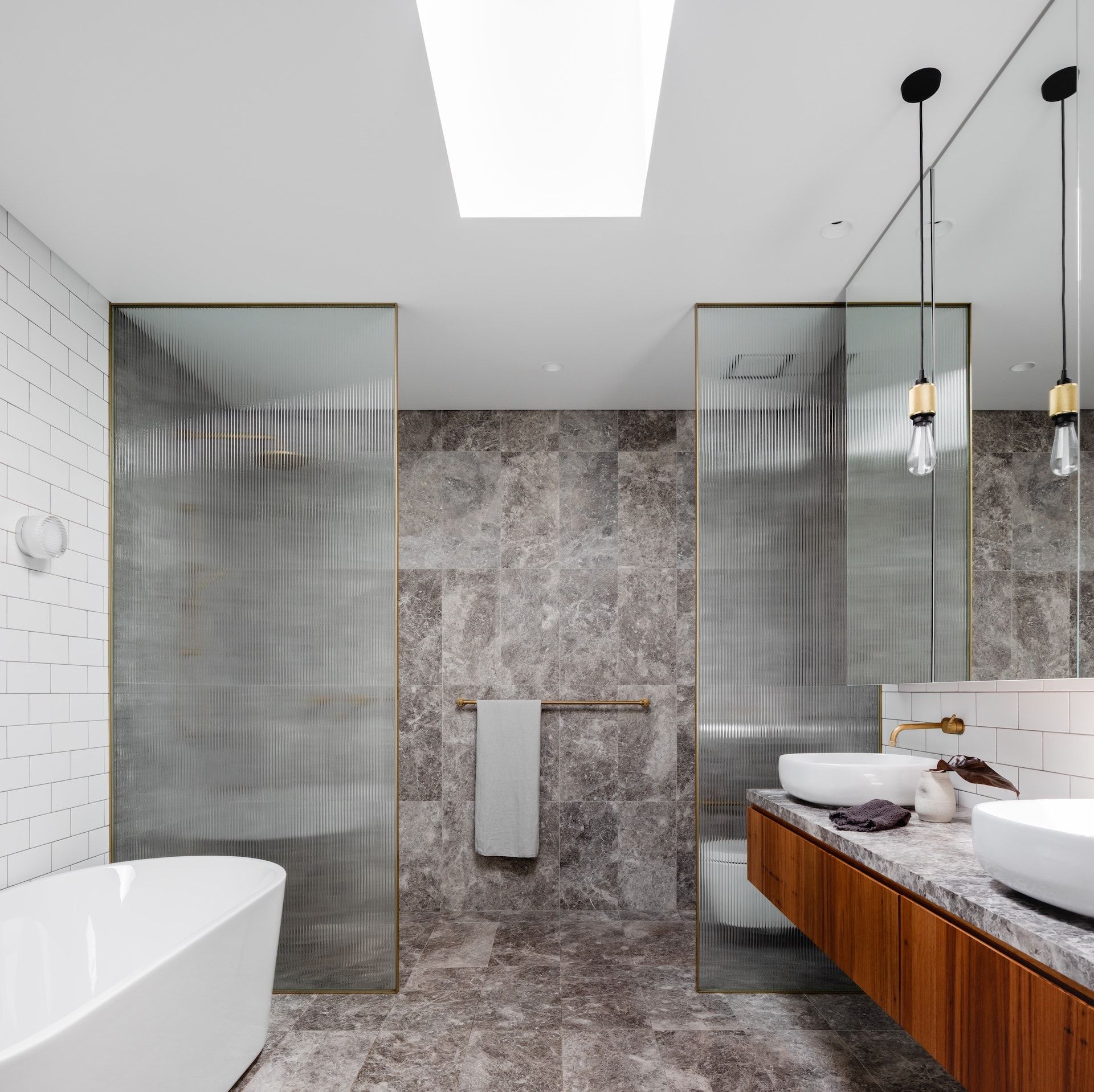 Modern Bathroom With Marble Walls — Burmah Constructions In Kangaroo Valley, NSW