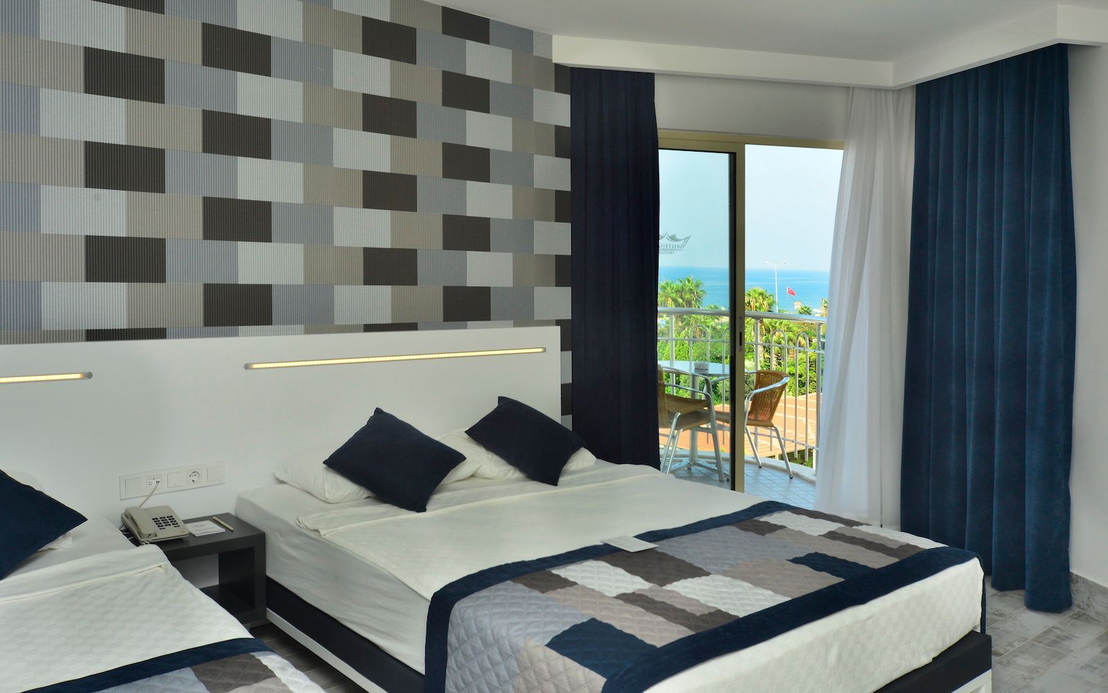 White City Beach Hotel