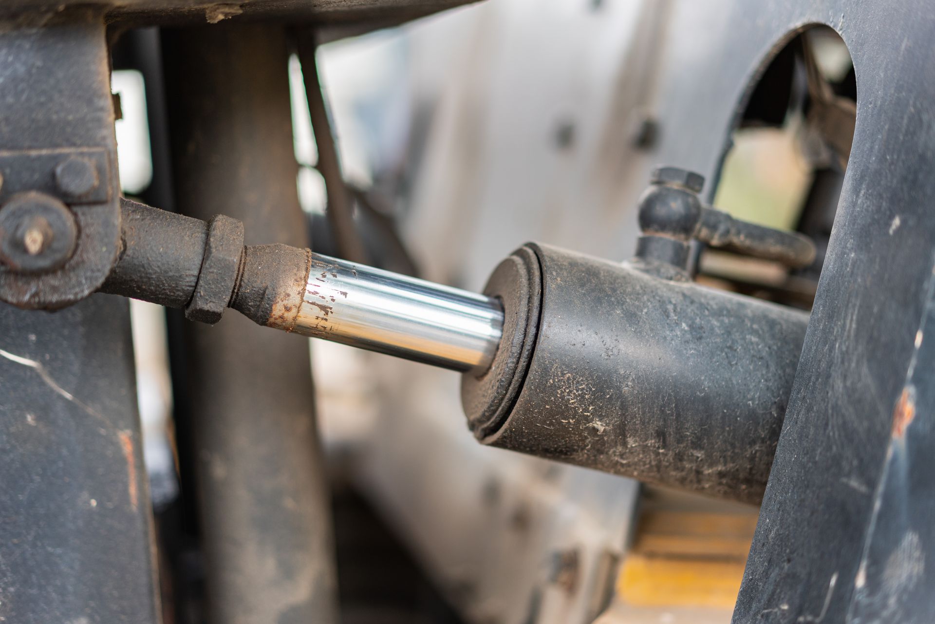 Hydraulic Cylinder on A Forklift — Madisonville, KY — Wil-Mar Hydraulics & Machine Inc.