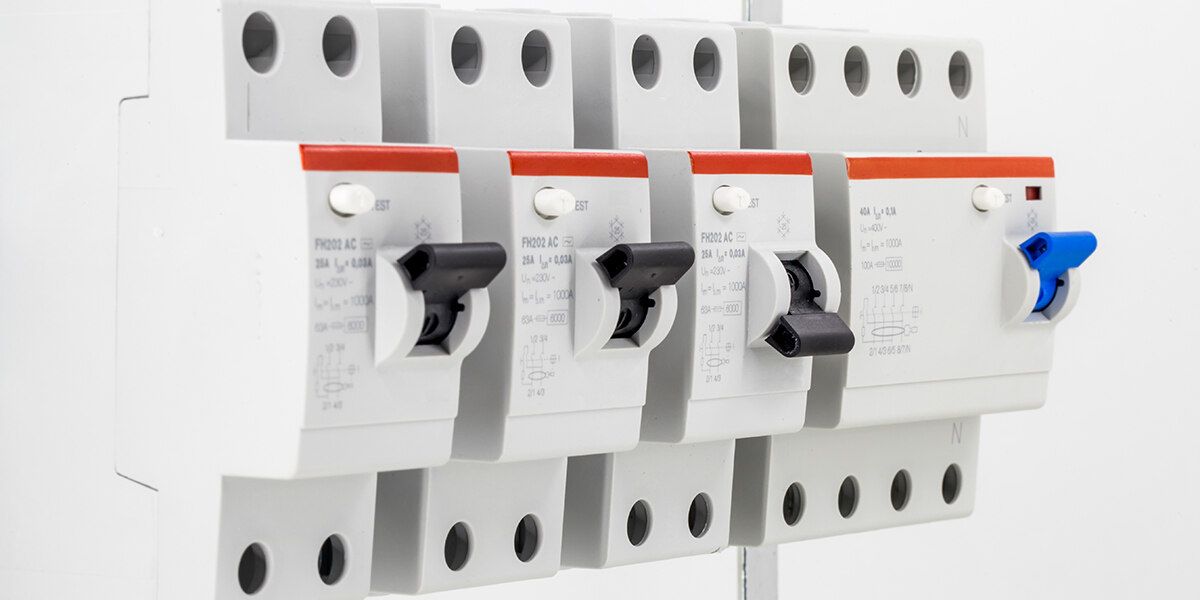 How to Tell If a Circuit Breaker Is Bad Top Warning Signs