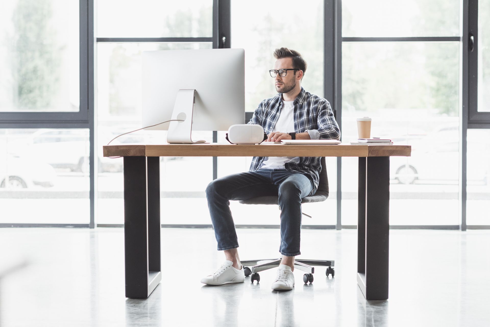 Yellow road sign with truck icon, text: 