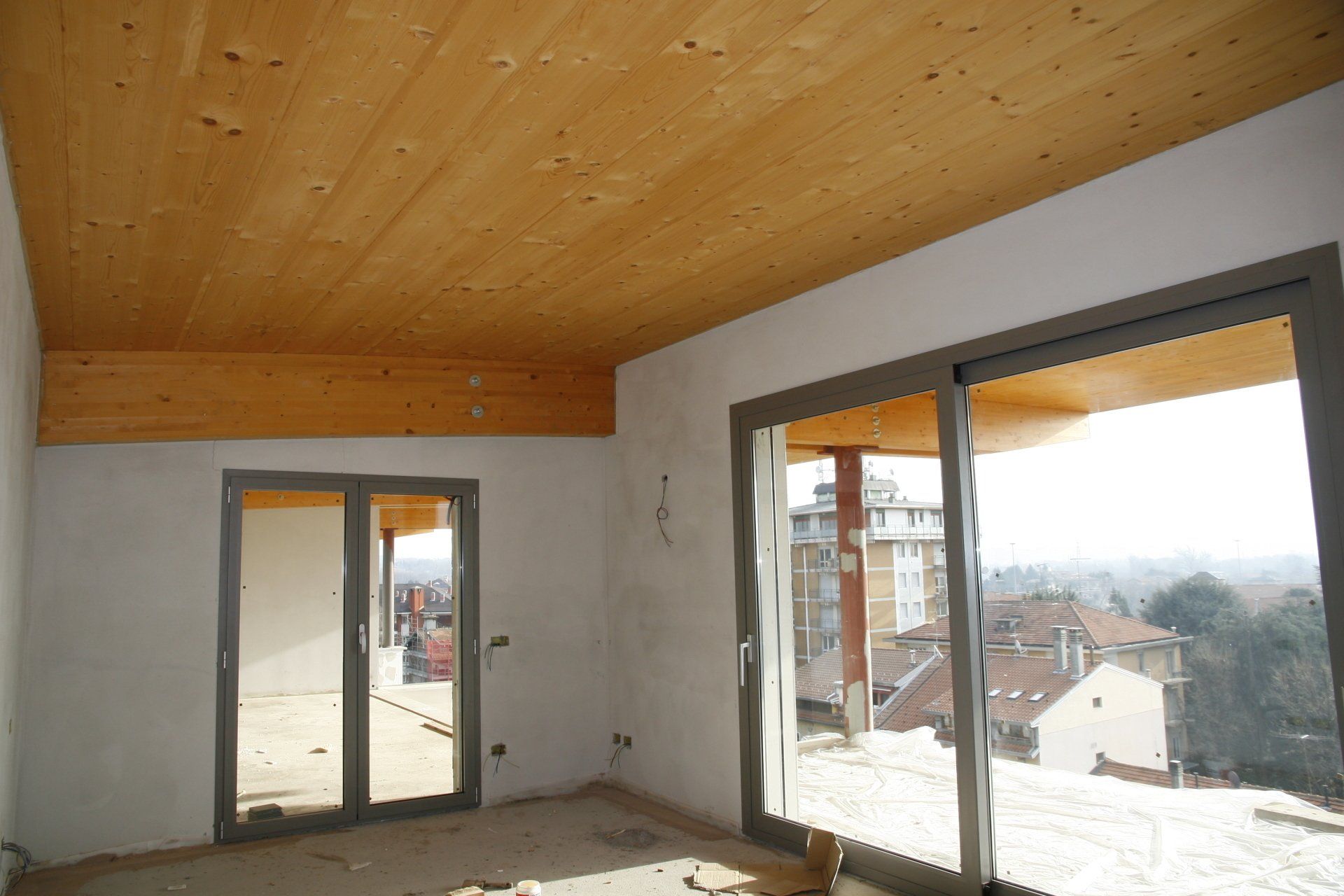 soffitto in legno perlinato