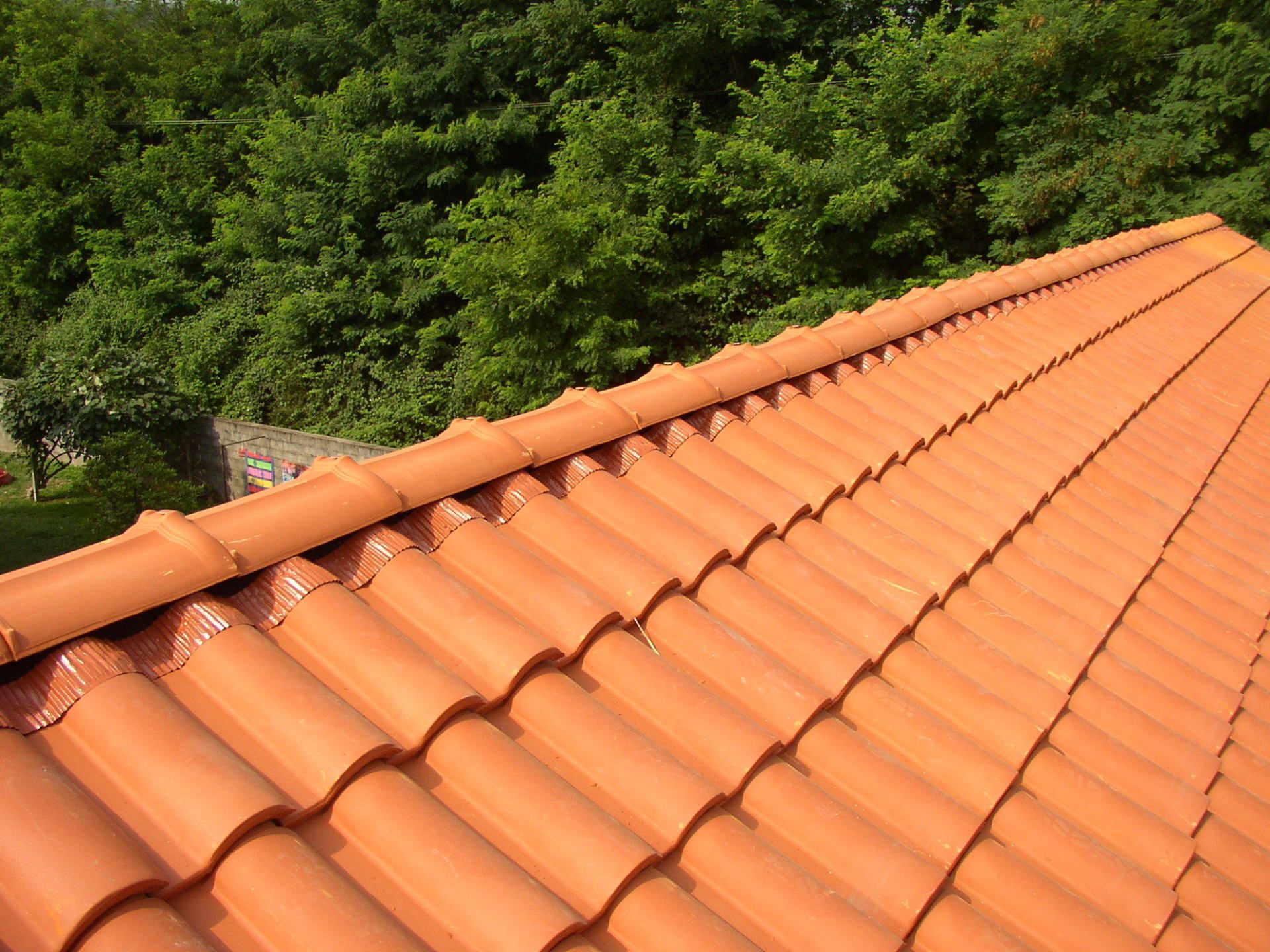 rivestimento per tetto in tegole in una casa privata