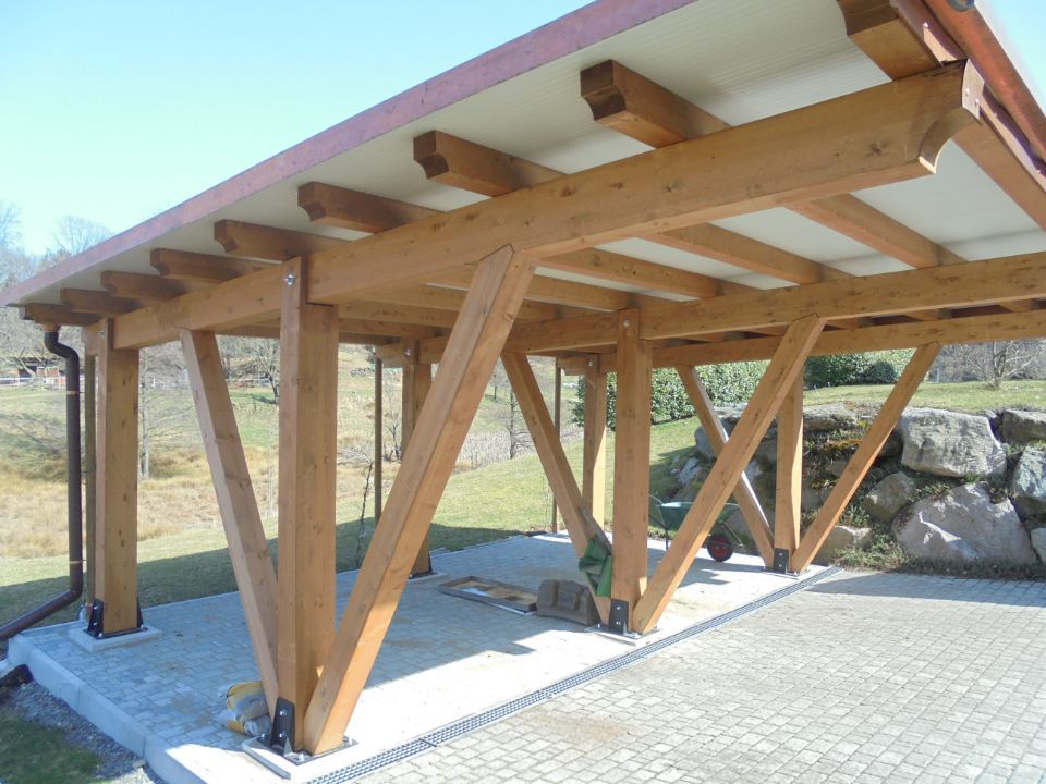 tettoia in legno per esterno