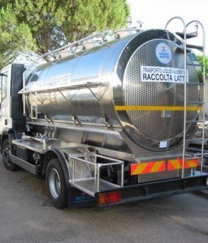 liquid transport tank