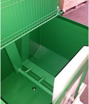 particolare di una macchina filatrice automatica mod. Tf 35