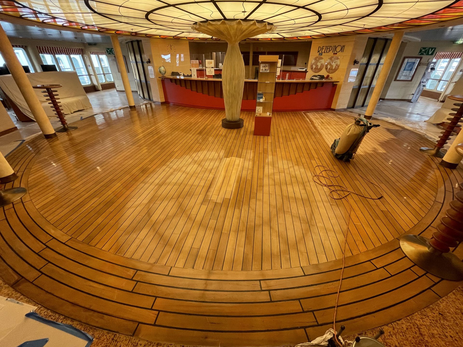 nave lavorazione pavimenti