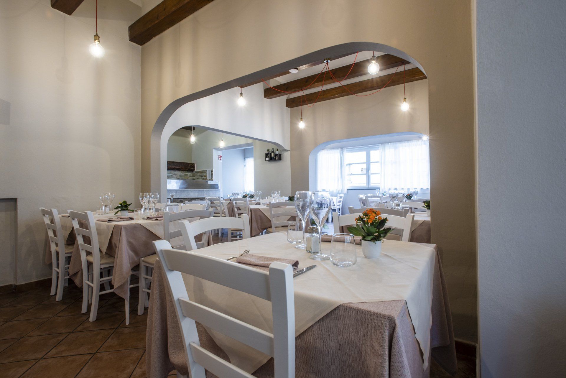 sala ristorante primo piano