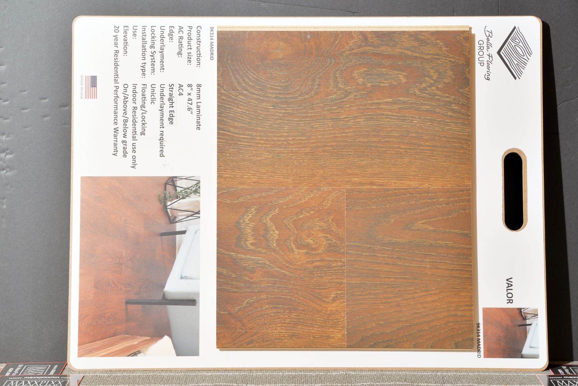 A cutting board with a picture of a bathtub on it