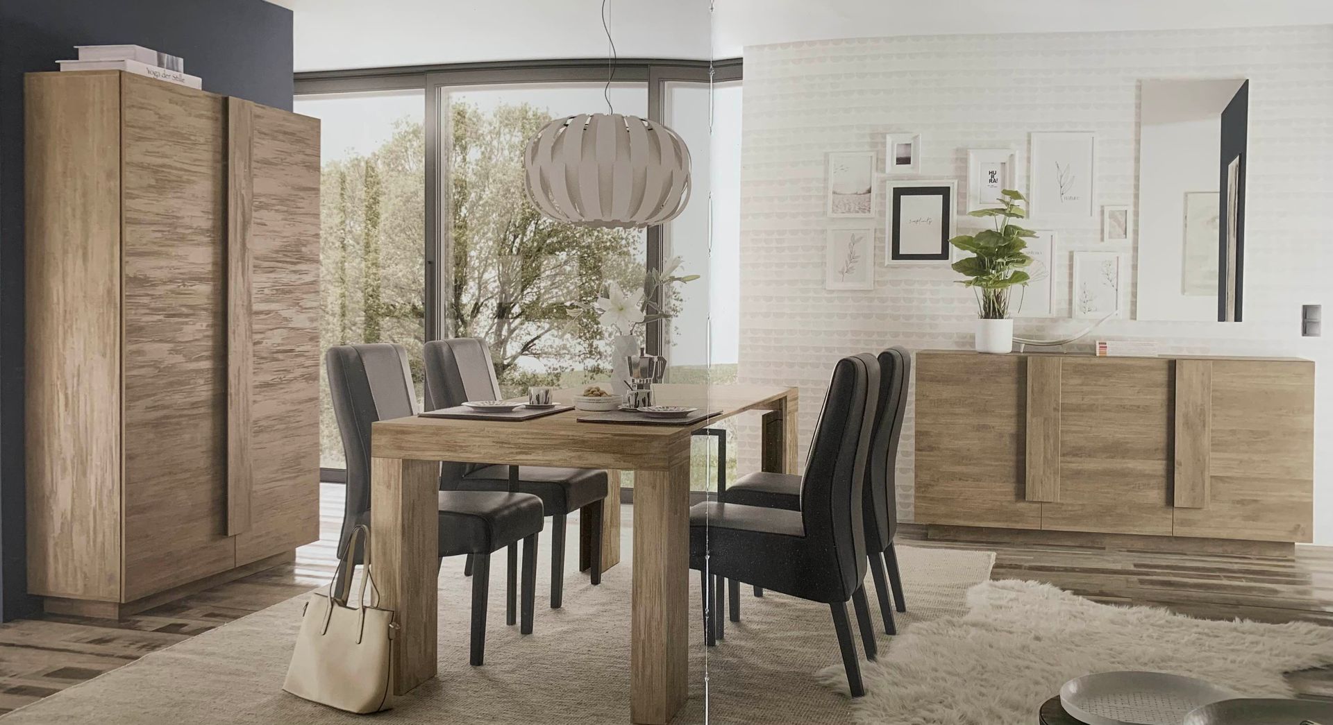 Tavolo con sedie per soggiorno