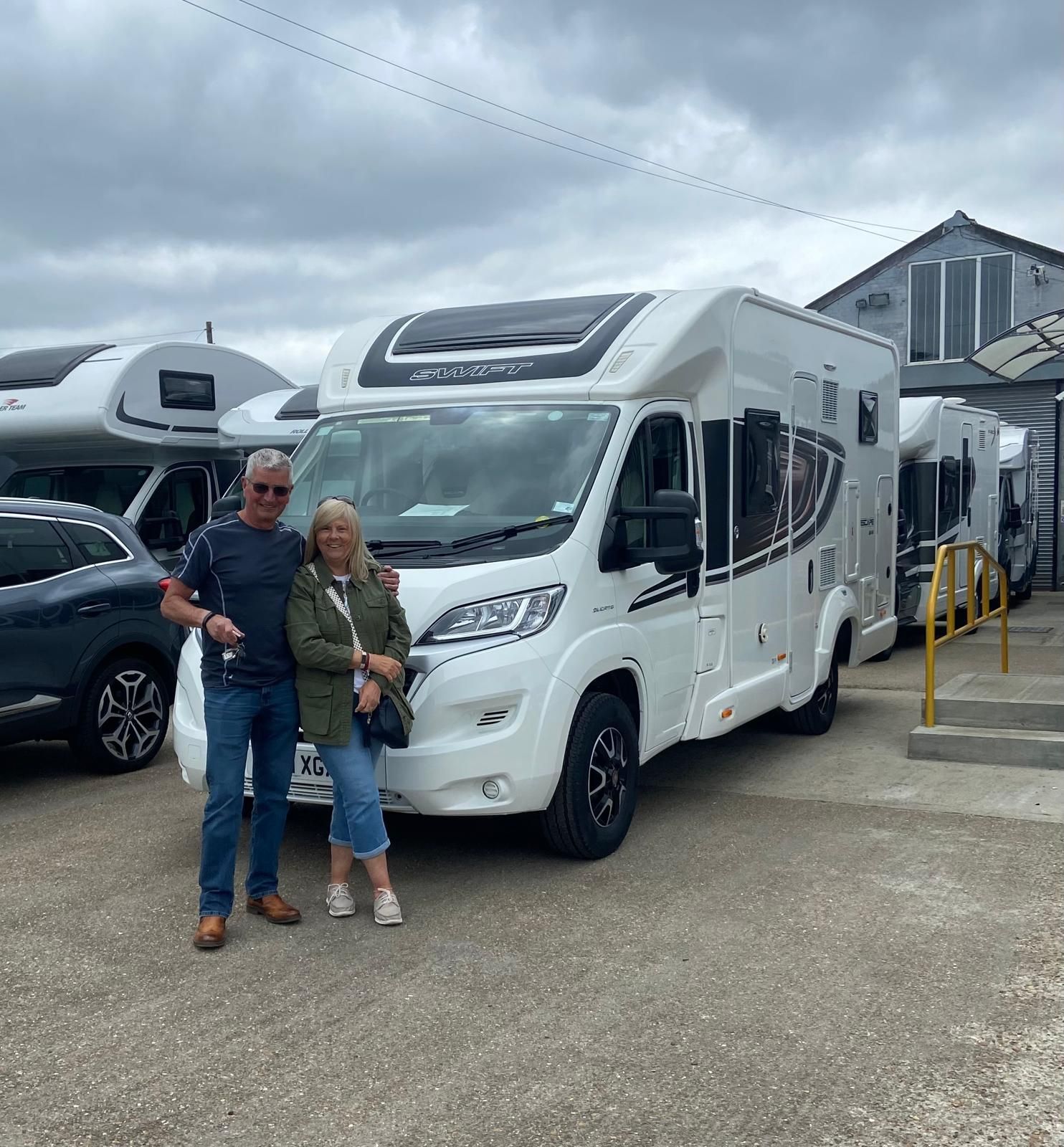 luxury motorhome hire