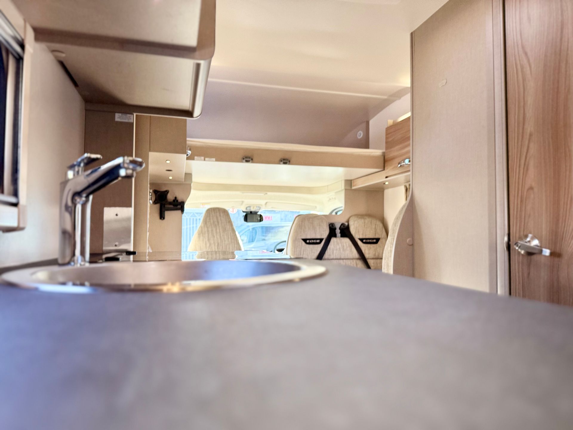 swift edge 486 6 berth motorhome for sale
