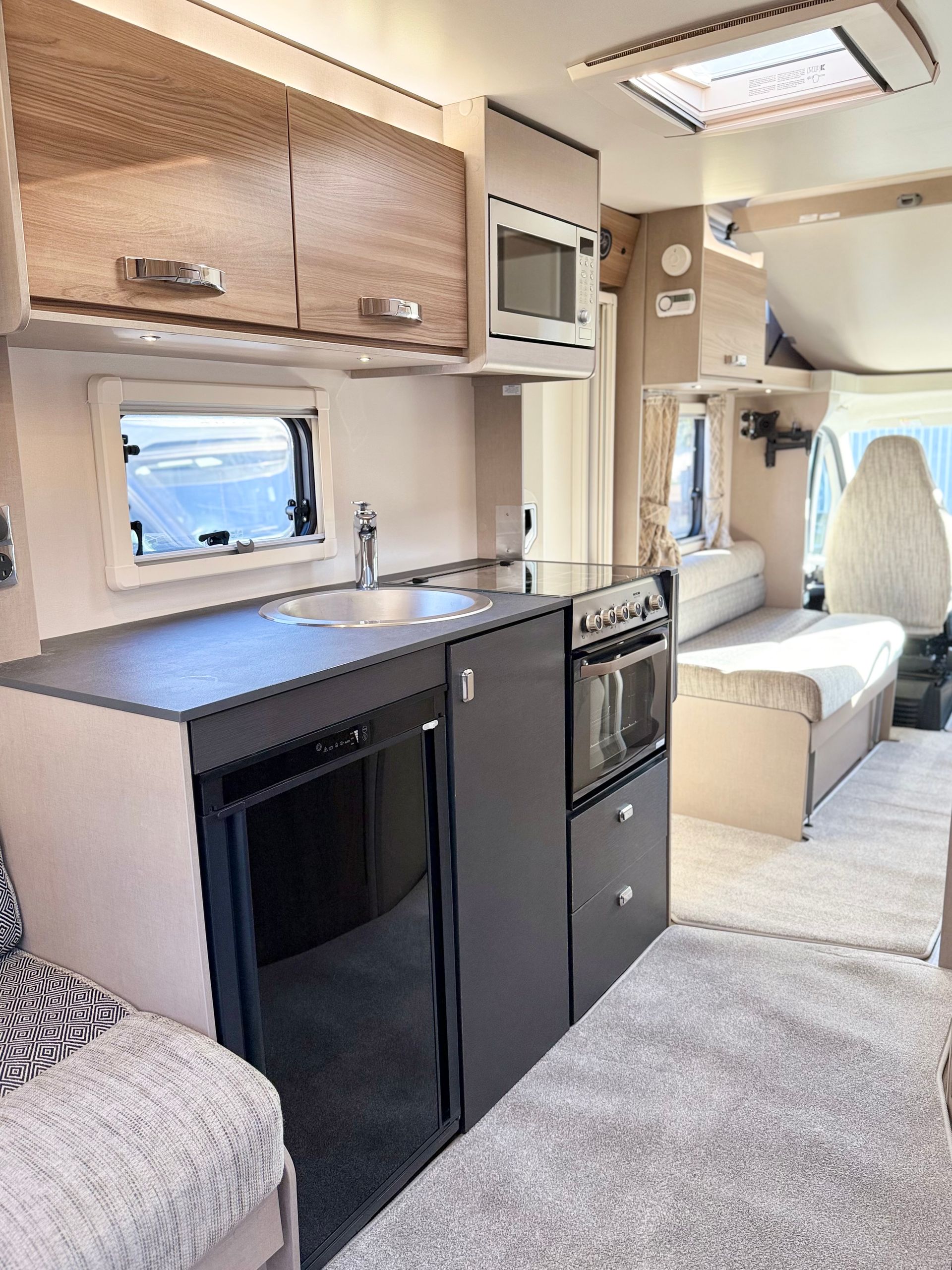 swift edge 486 6 berth motorhome for sale