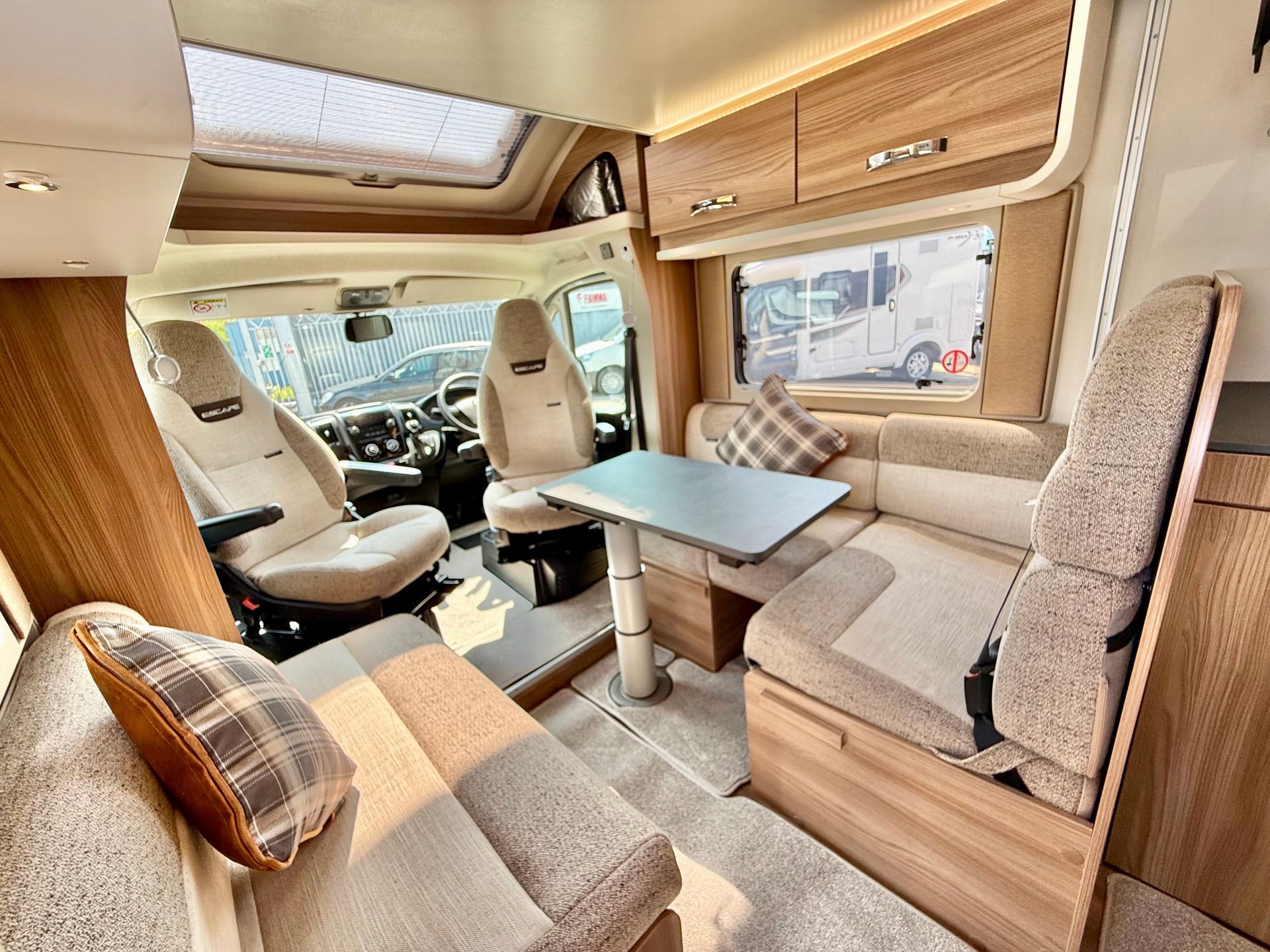 fiat swift escape 614 motorhome in an automatic transmission, 4 berth, outstanding condition