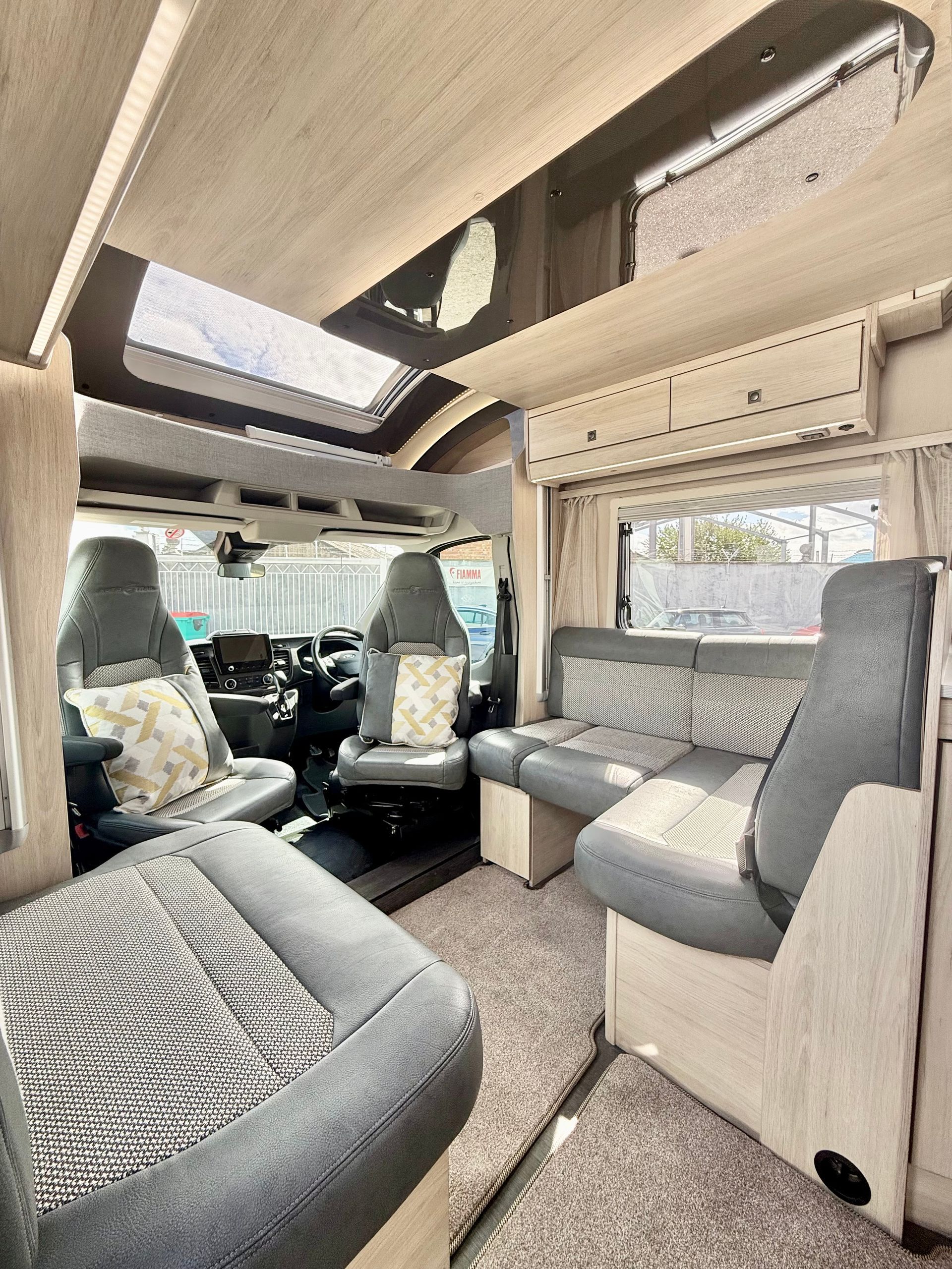 Autotrail Tribute F74 Motorhome for sale used second hand automatic motor-home for 4 people with 4 seatbelts