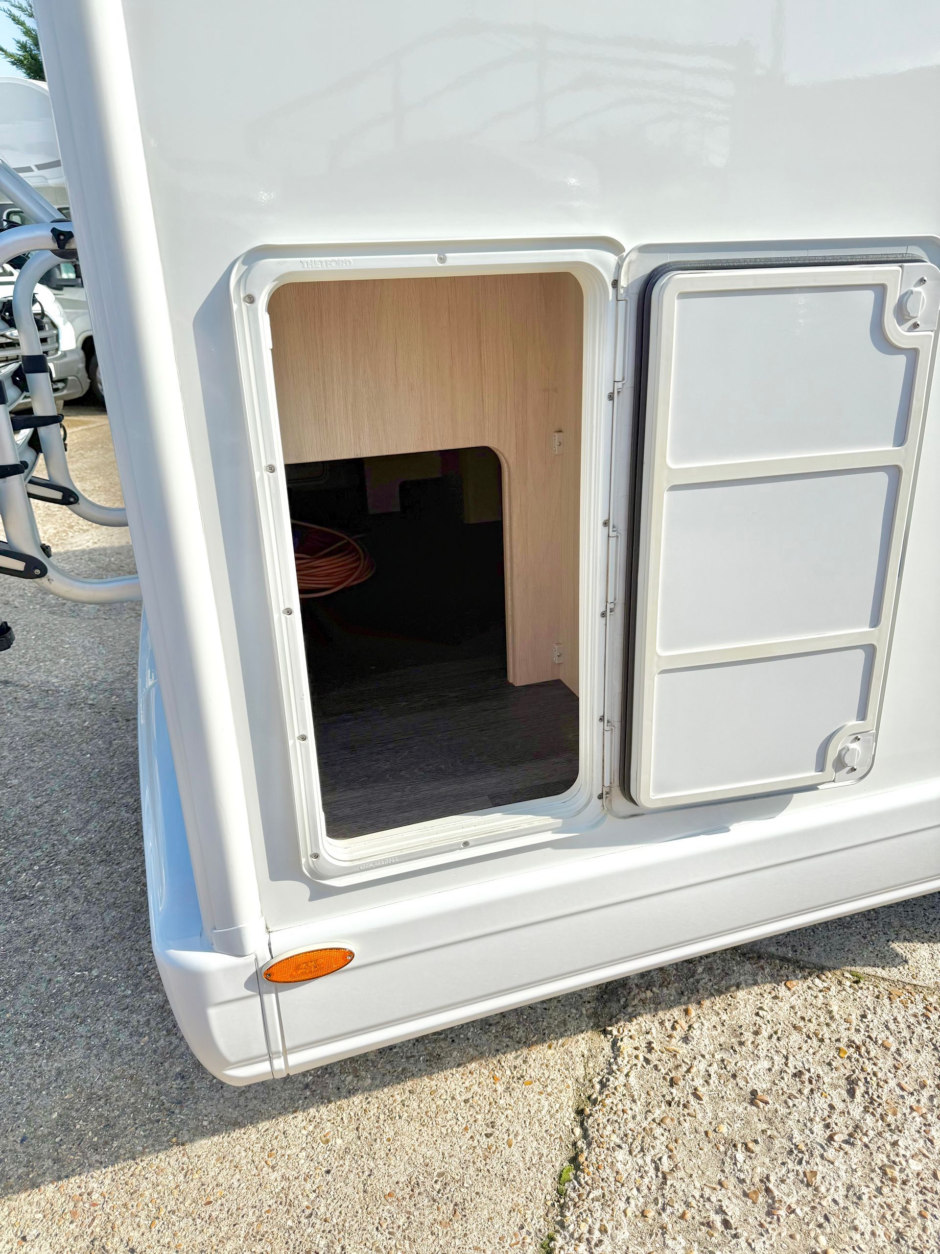 Autotrail Tribute F74 Motorhome for sale used second hand automatic motor-home for 4 people with 4 seatbelts