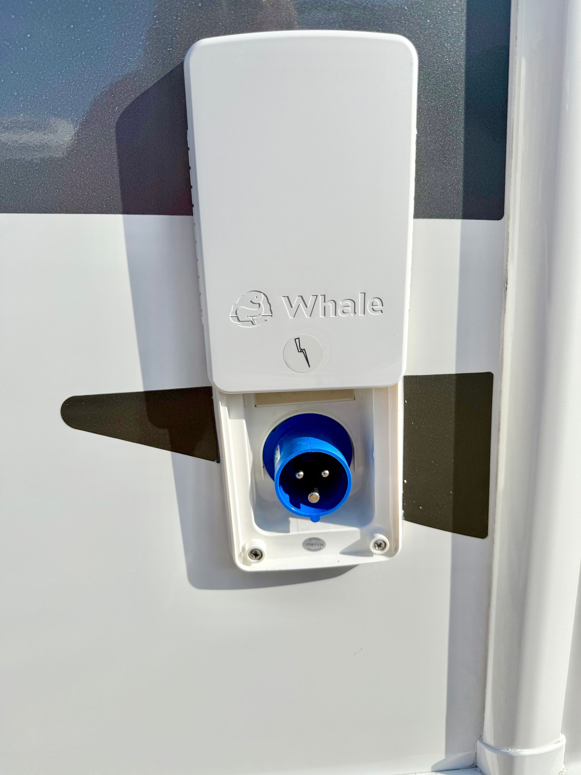 Autotrail Tribute F74 Motorhome for sale used second hand automatic motor-home for 4 people with 4 seatbelts