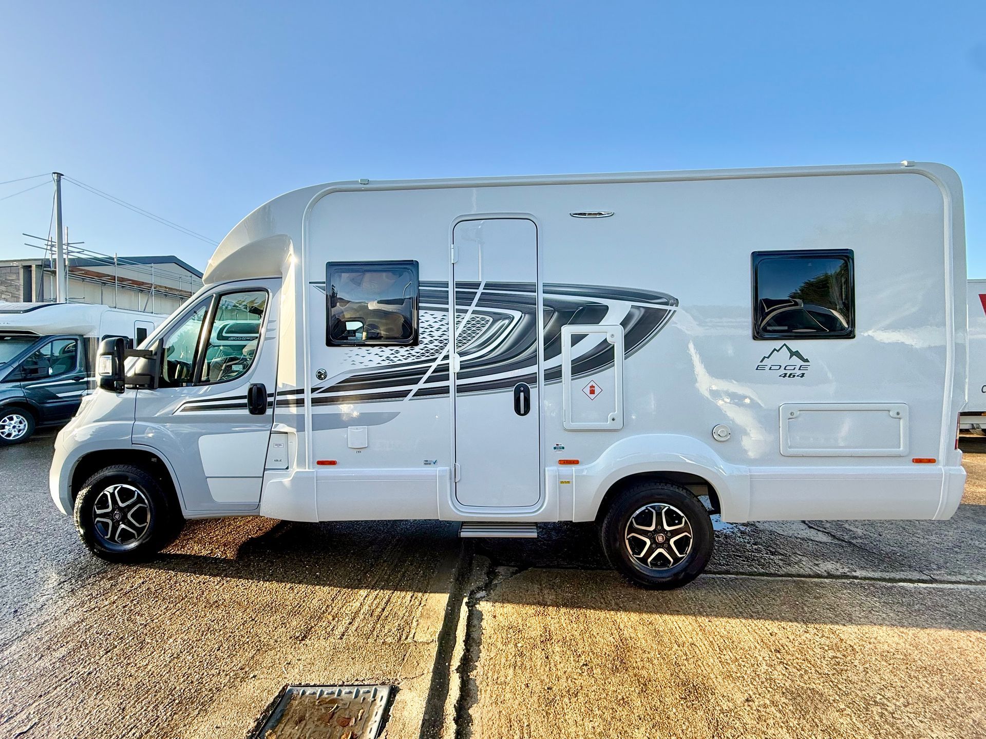 2023 fiat swift edge 464 4 berth motorhome with automatic gearbox for sale used second-hand