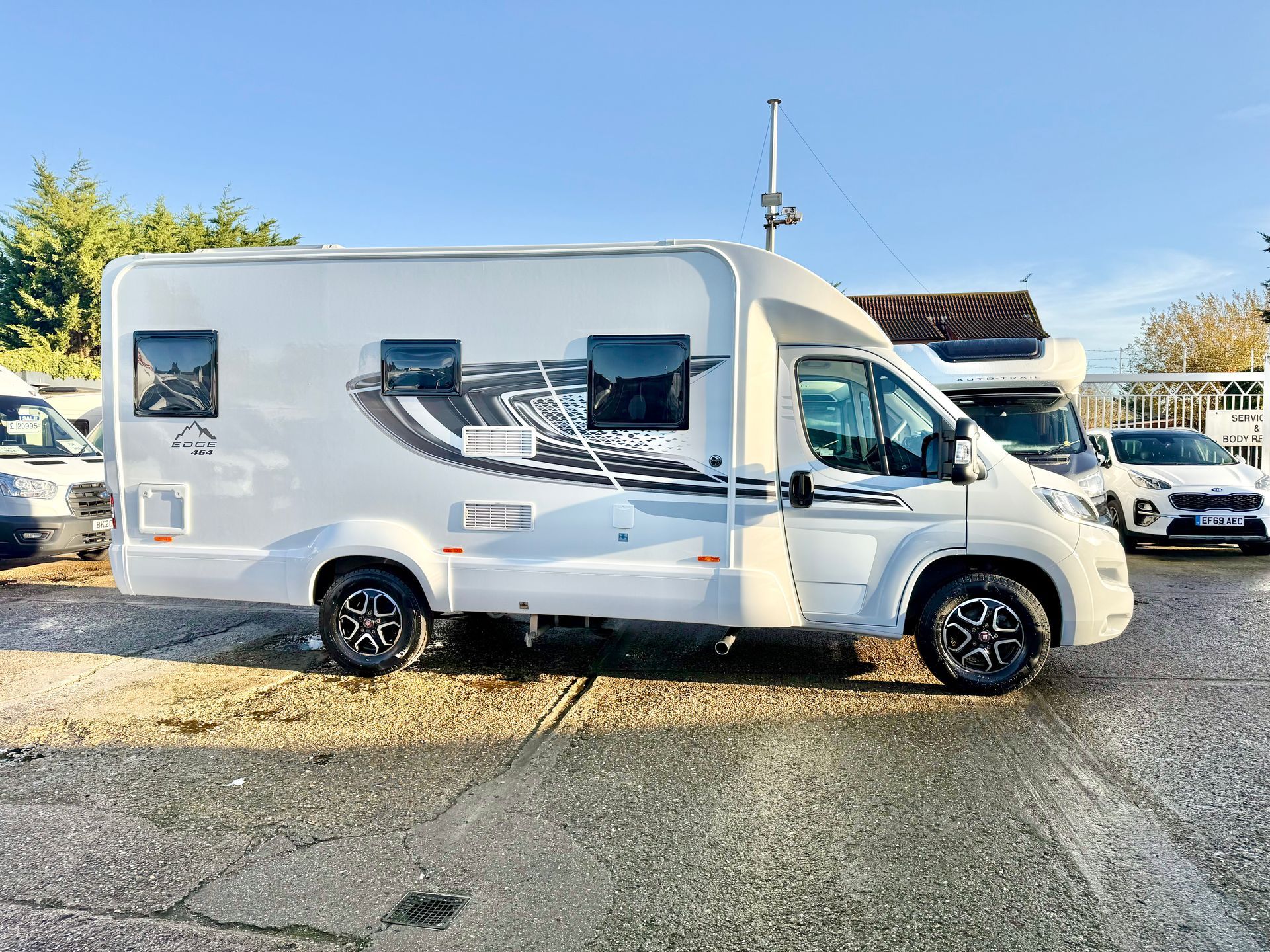 2023 fiat swift edge 464 4 berth motorhome with automatic gearbox for sale used second-hand