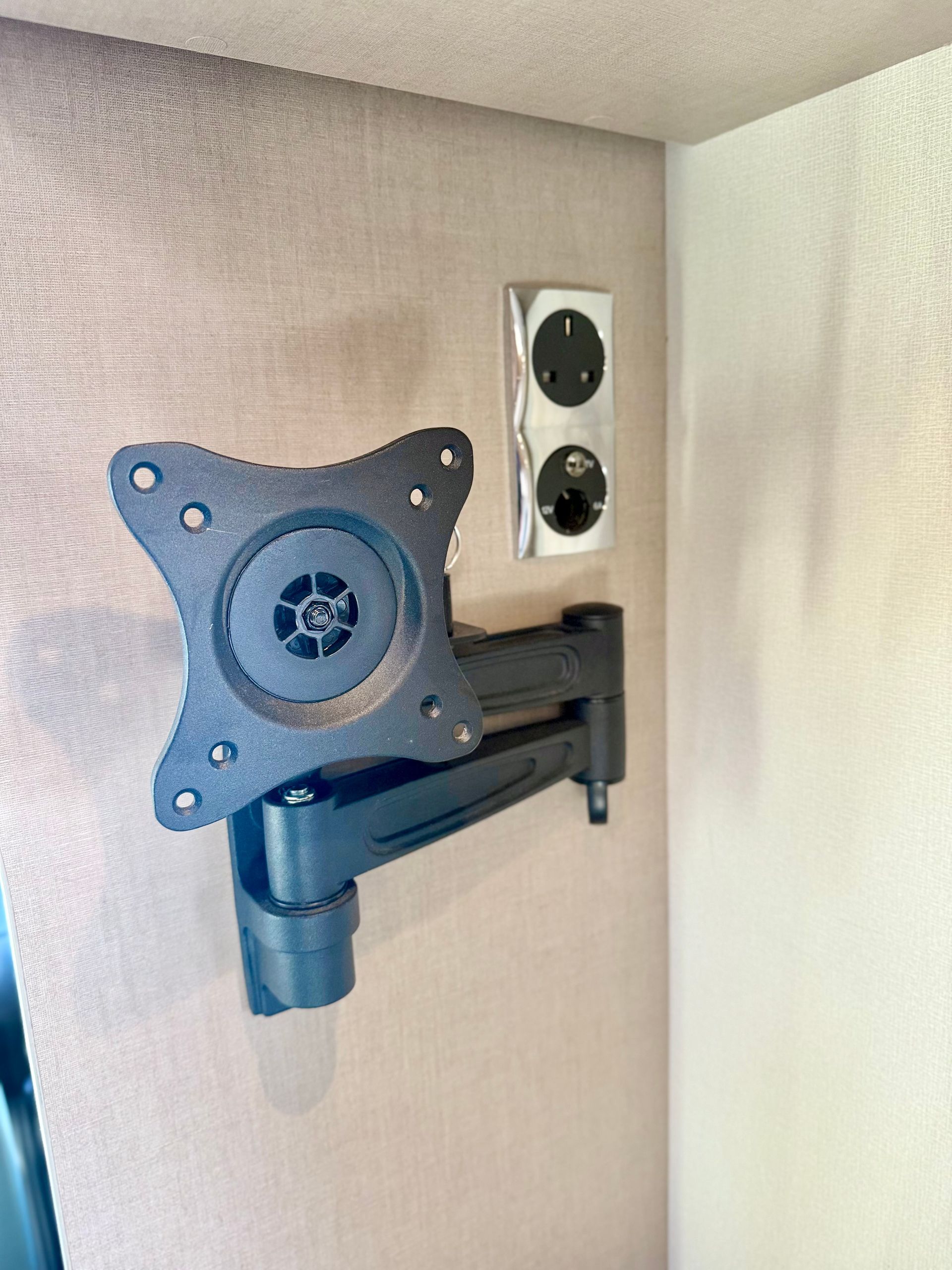 2023 fiat swift edge 464 4 berth motorhome with automatic gearbox for sale used second-hand