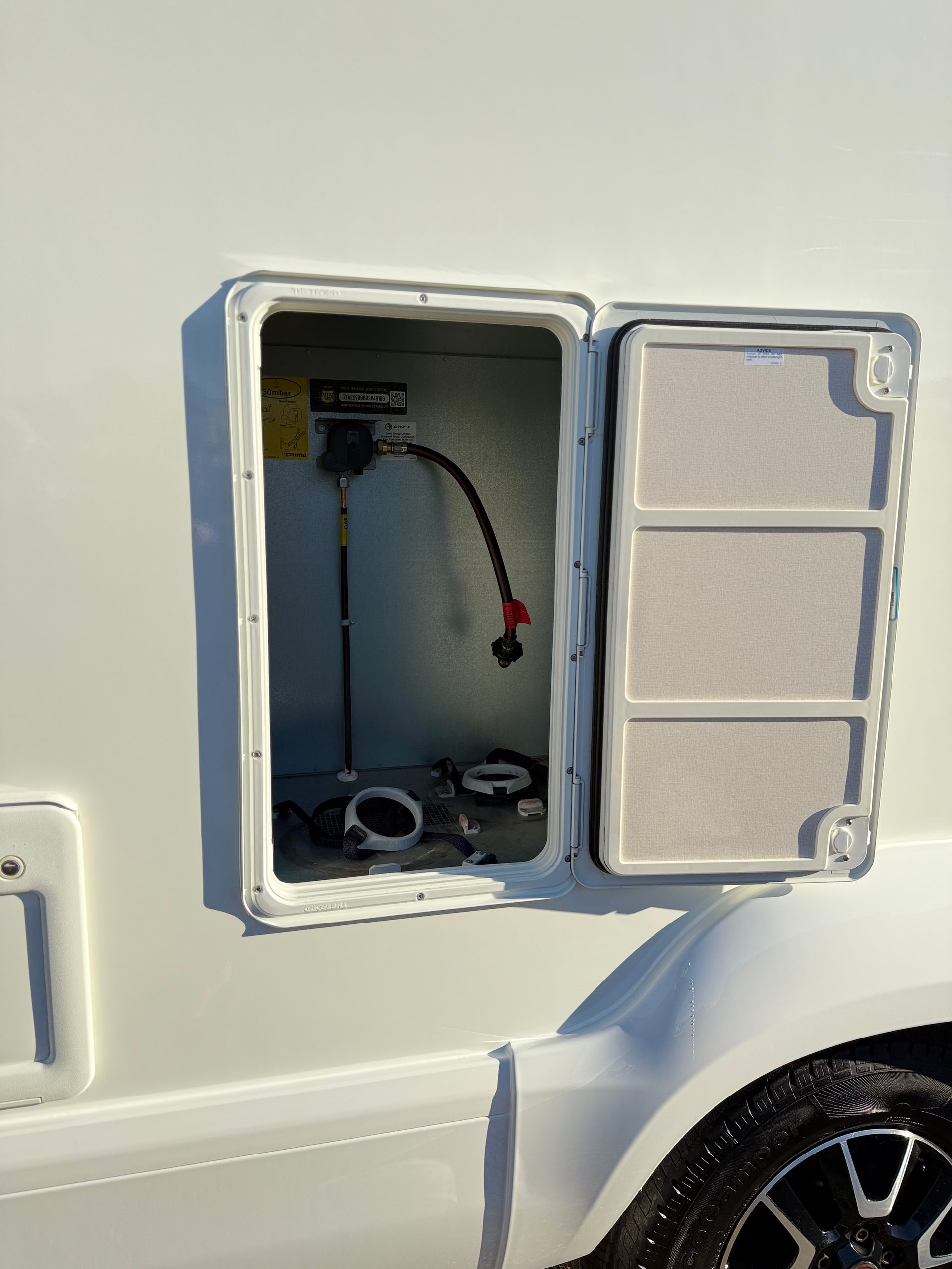 swift edge 486 6 berth motorhome for sale