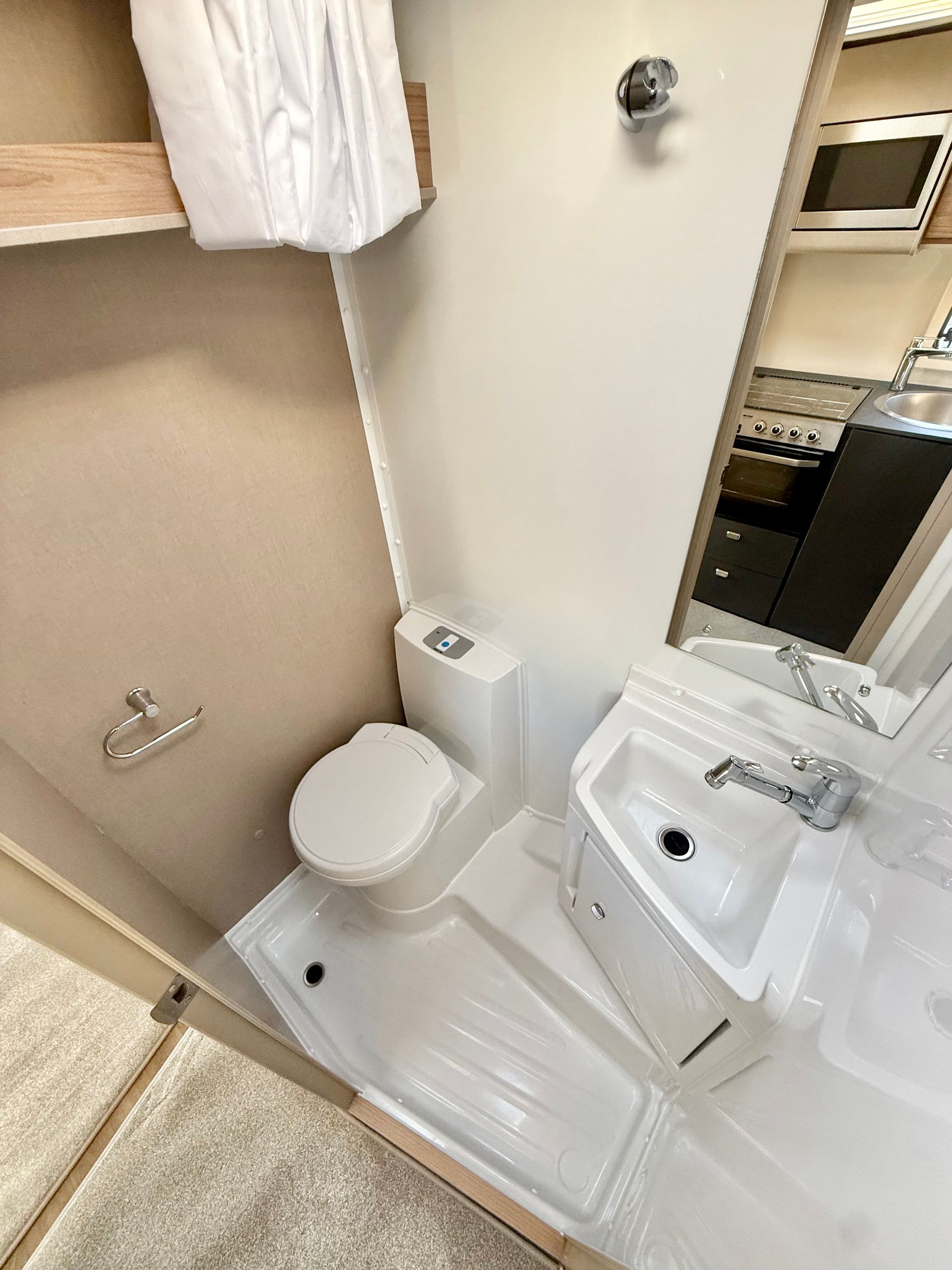 swift edge 486 6 berth motorhome for sale