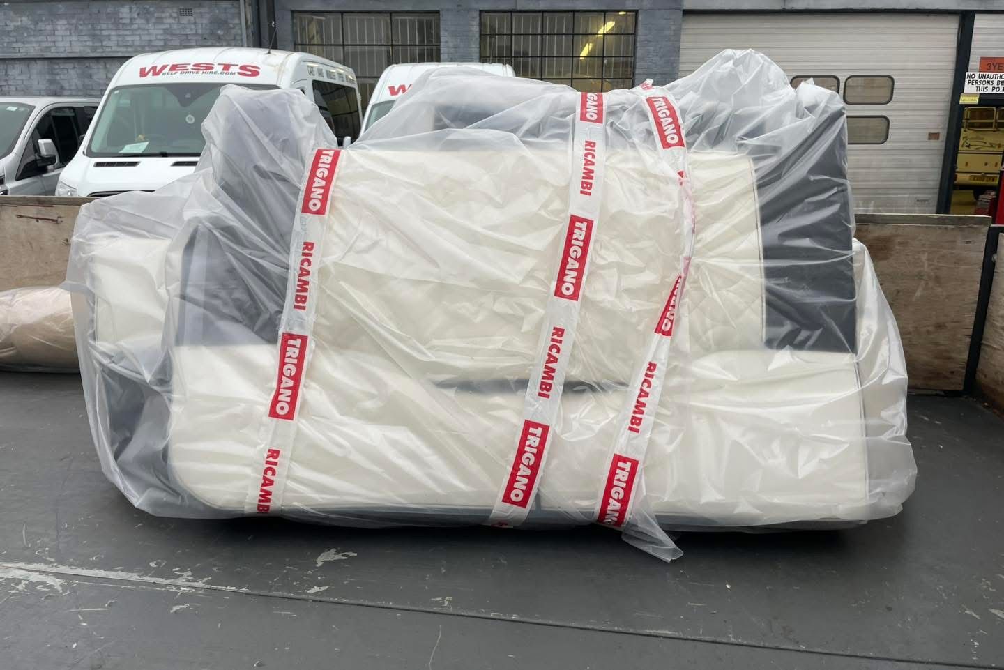 trigano roller team auto roller 707 brand new dinette seat are cushions white and grey leather effect