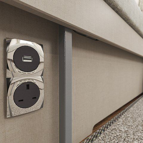 swift edge 486 6 berth motorhome hire rental for 6 people rear lounge