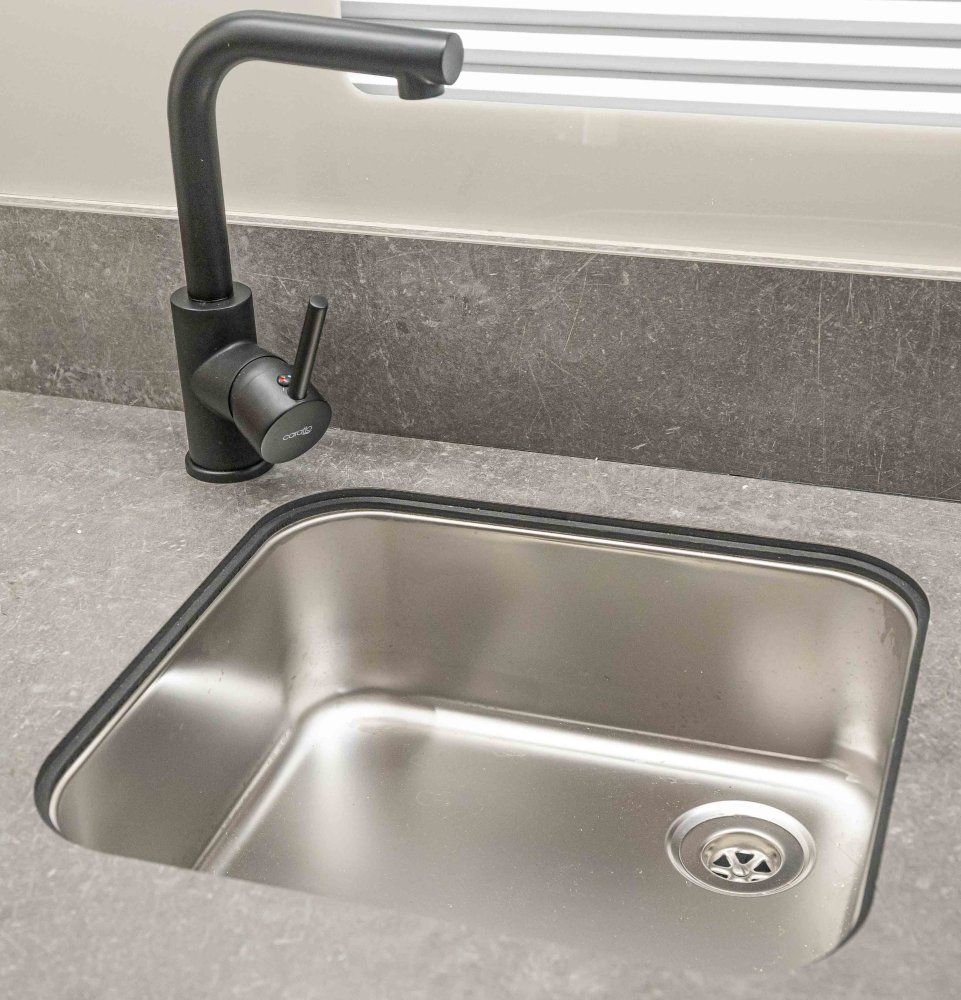 auto trail f62 automatic motorhome hire rental uk dog friendly accommodation holiday family kids holidays touring with kitchen