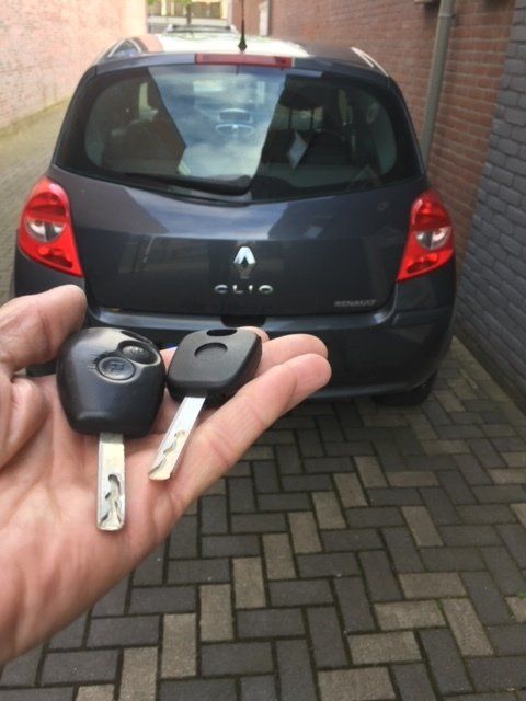 Renault Clio 2009 sleutel zonder afstandsbediening