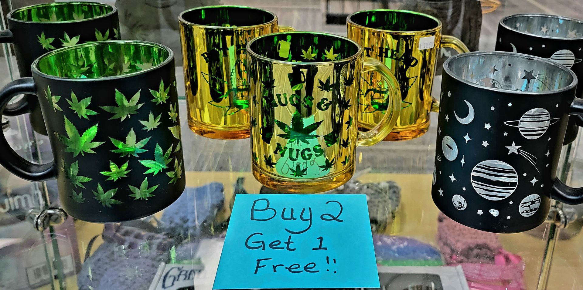 Mugs with cannabis leaf, word 