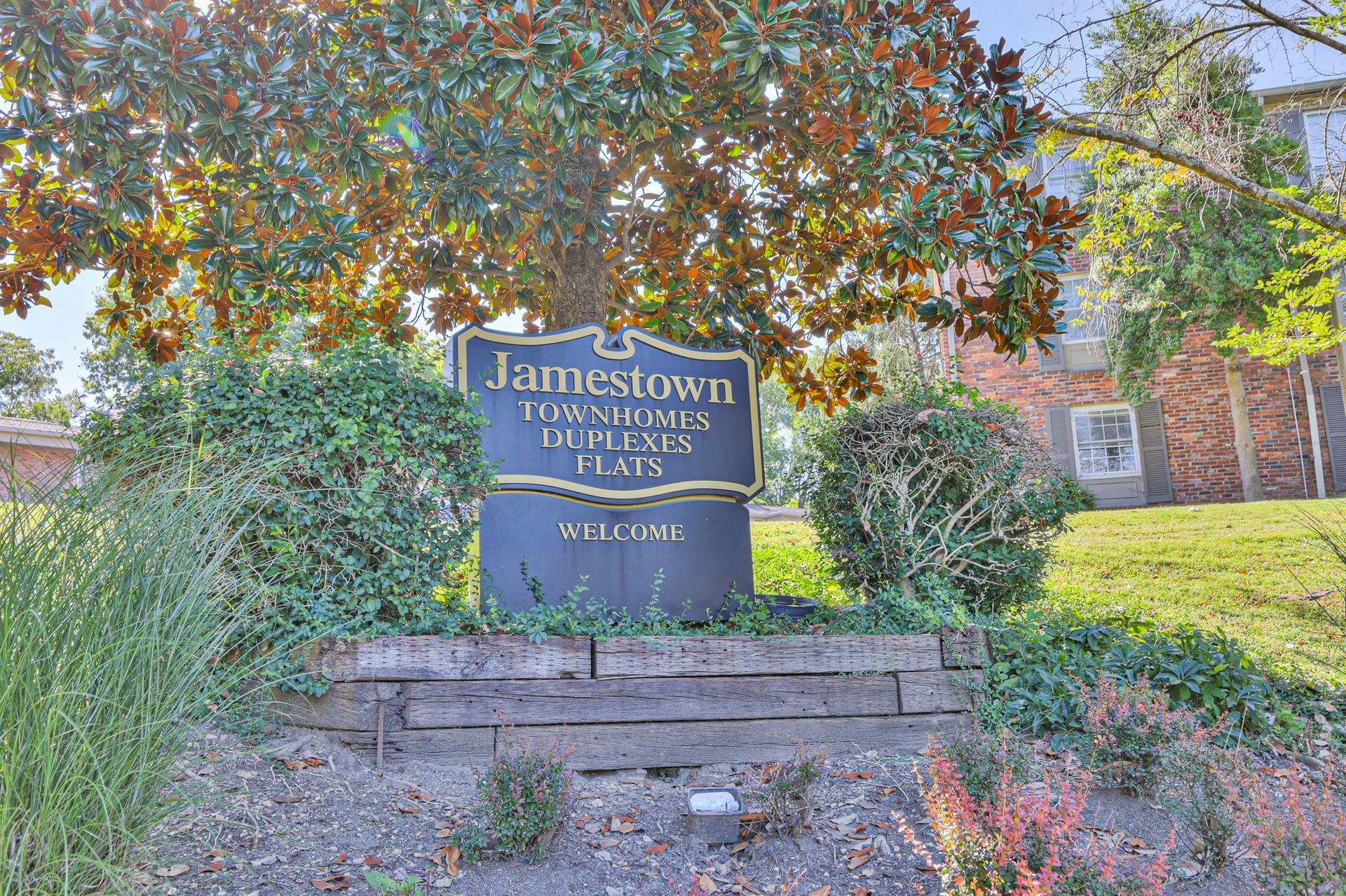 Photo of another community sign