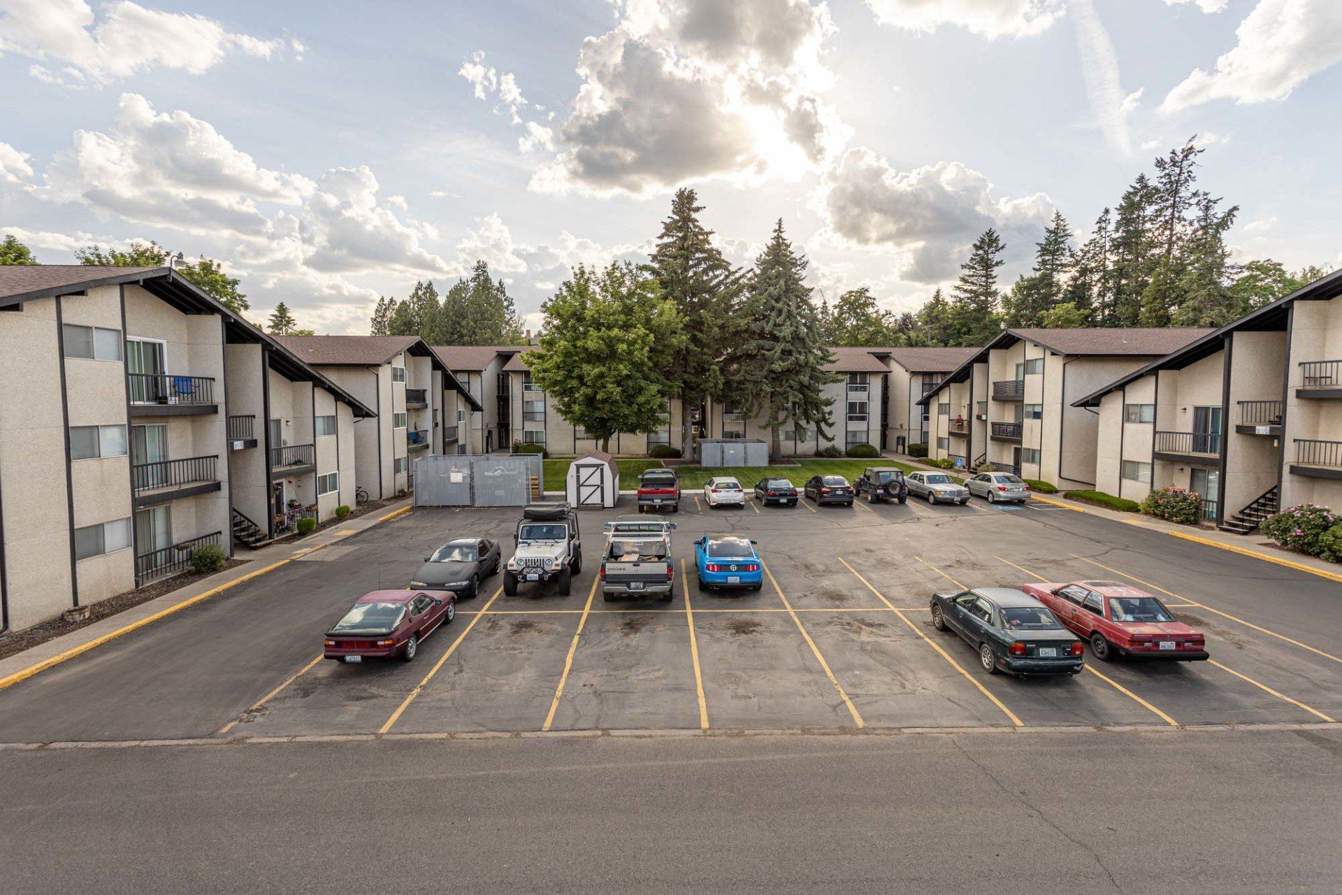 Parking Lot | Parkview Apartments