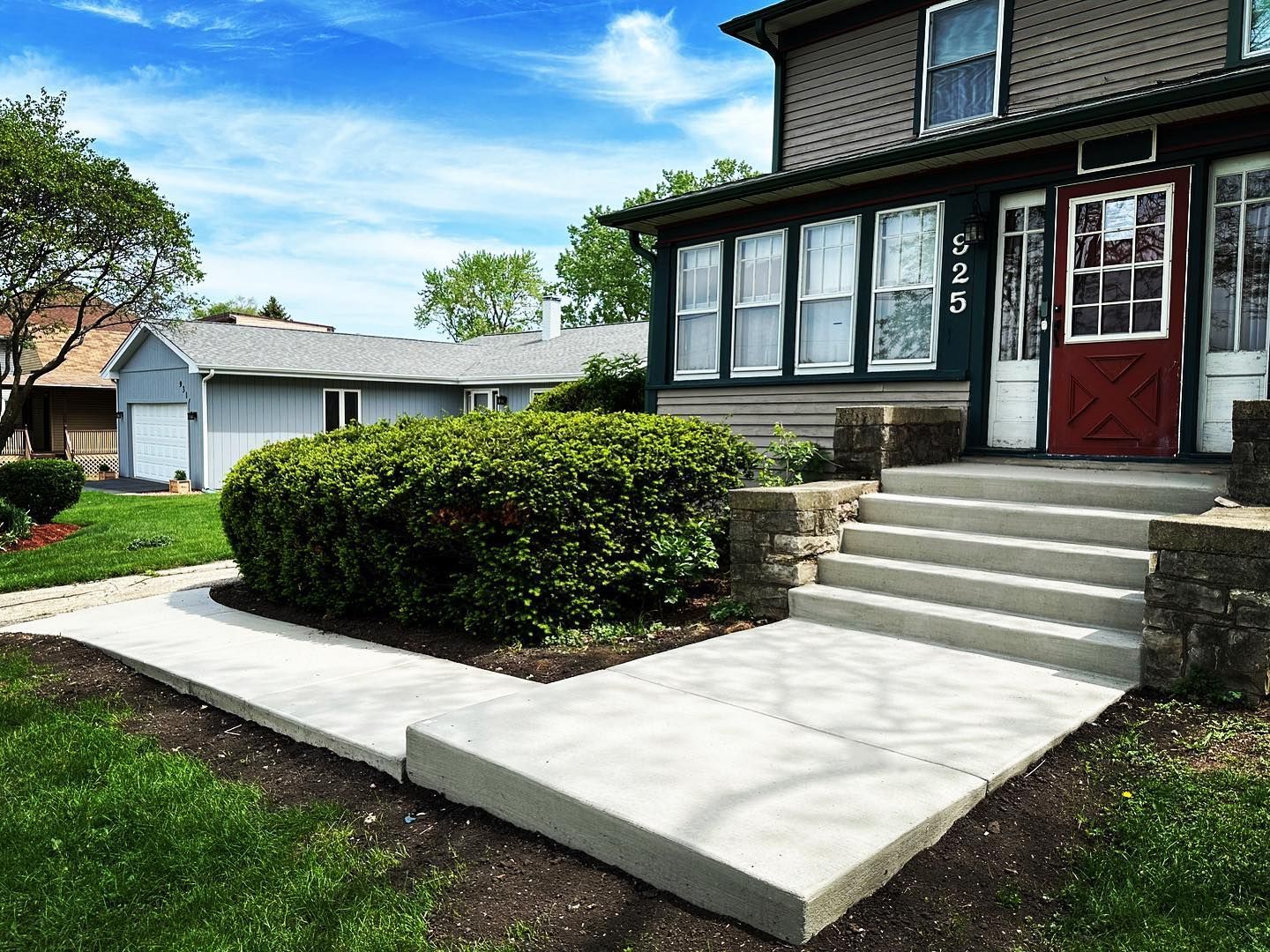 concrete steps and stoop replacement Addison IL