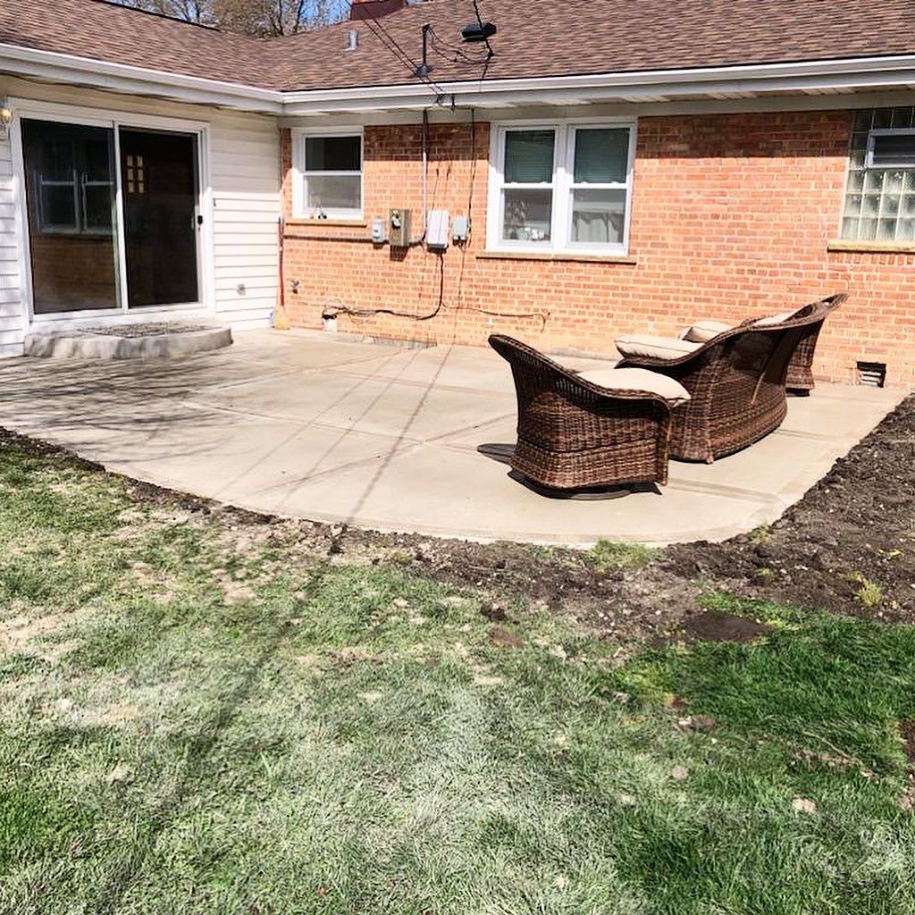 concrete patio— Concrete Addison IL — RJ Concrete