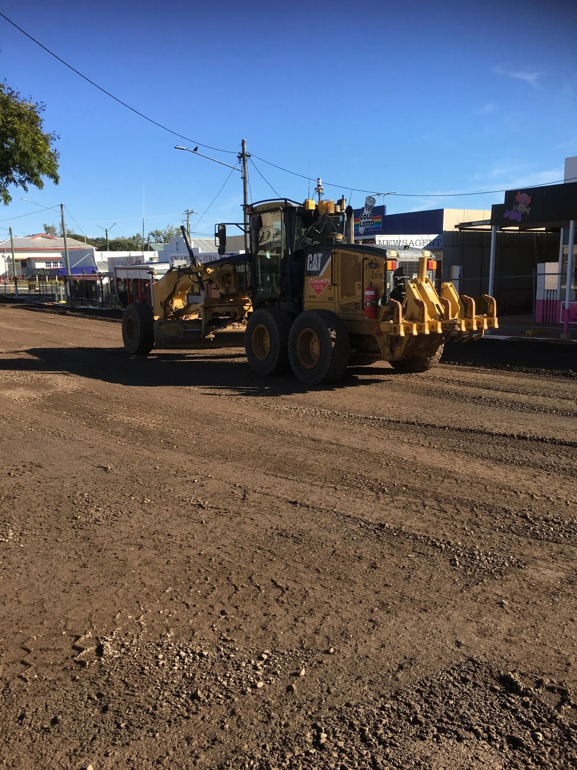 A Heave Machine Truck Moving | Woree, Queensland | Cheshire Contractors
