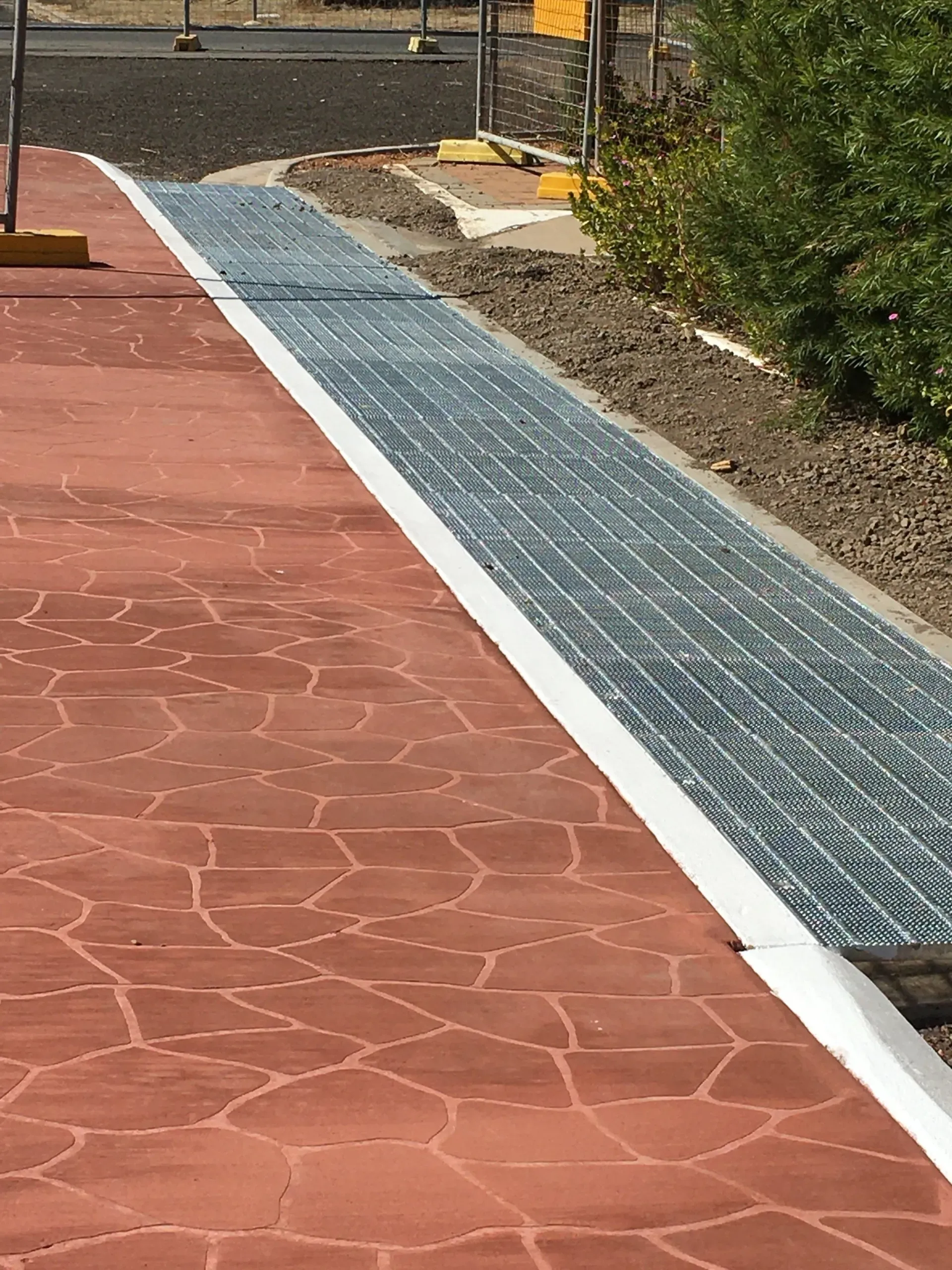 A Floor Bricks with a Drainage Screen | Woree, Queensland | Cheshire Contractors