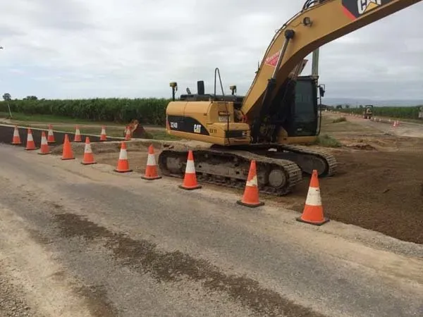 Excavator and a Traffic Pole for Safety | Woree, Queensland | Cheshire Contractors
