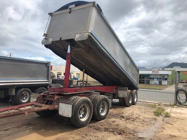 Dump Trailer | Woree, Queensland | Cheshire Contractors
