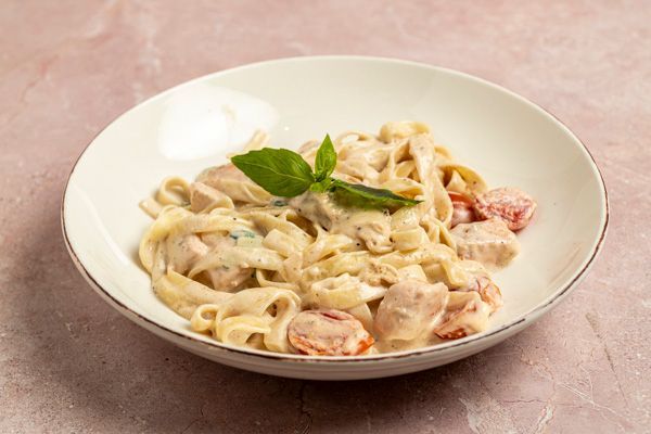 פטוצ'יני שמנת סלמון