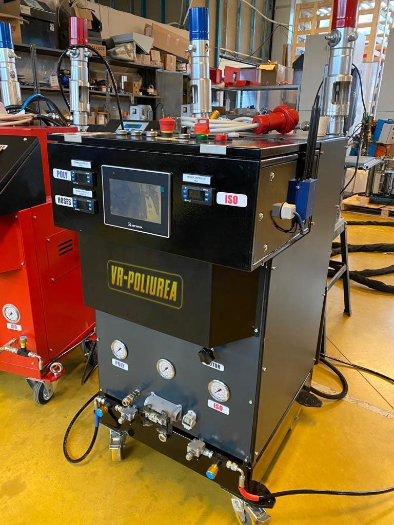 impermeabilizzazione copertura capannone con Poliurea a Spruzzo 