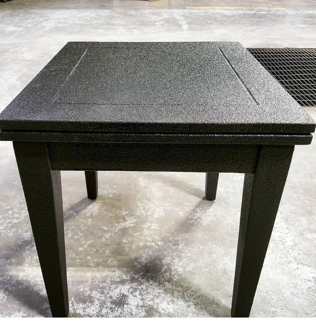 Protezione tavolo in legno in Poliurea