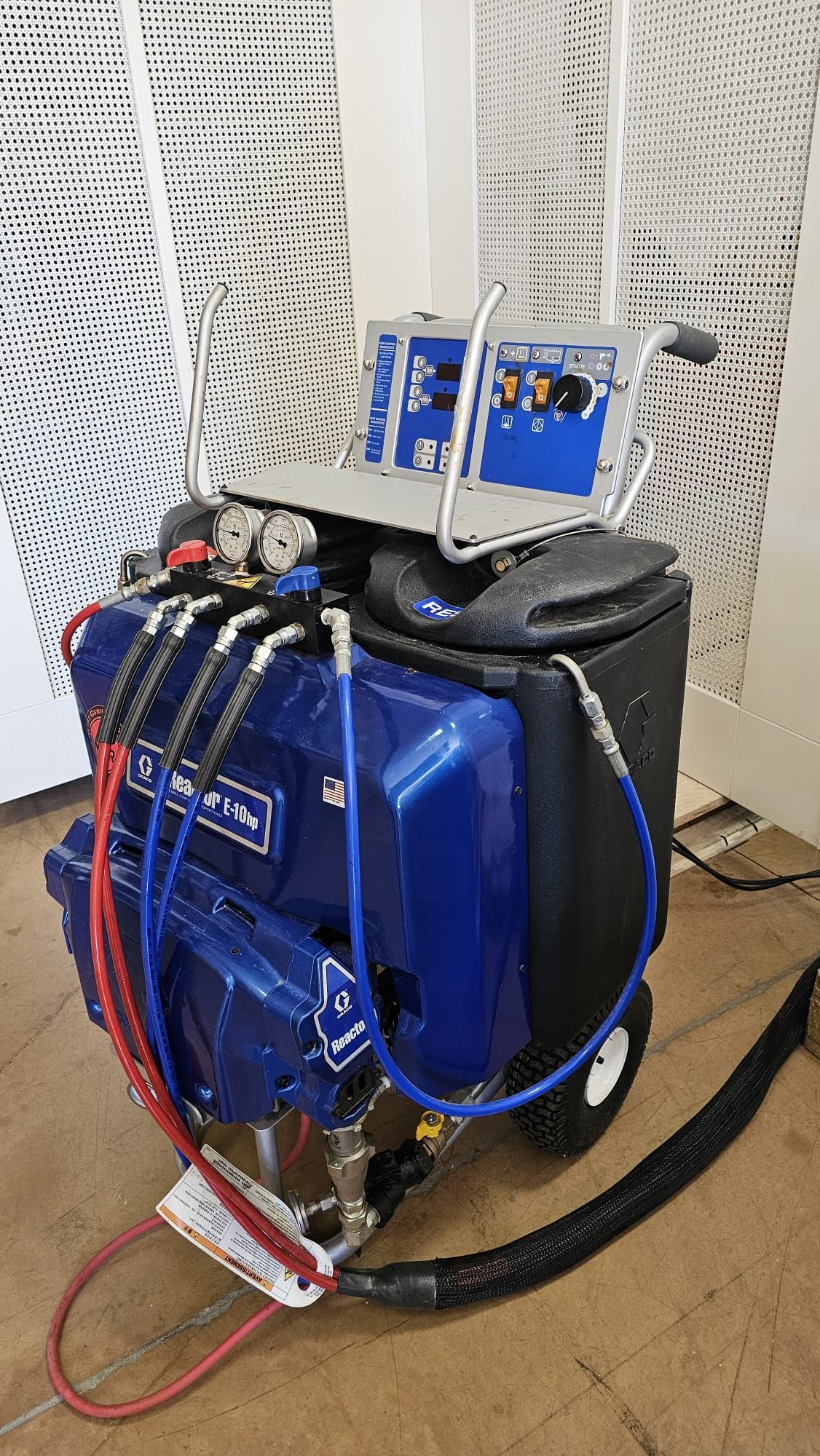 Macchina usata per spruzzo a caldo poliurea